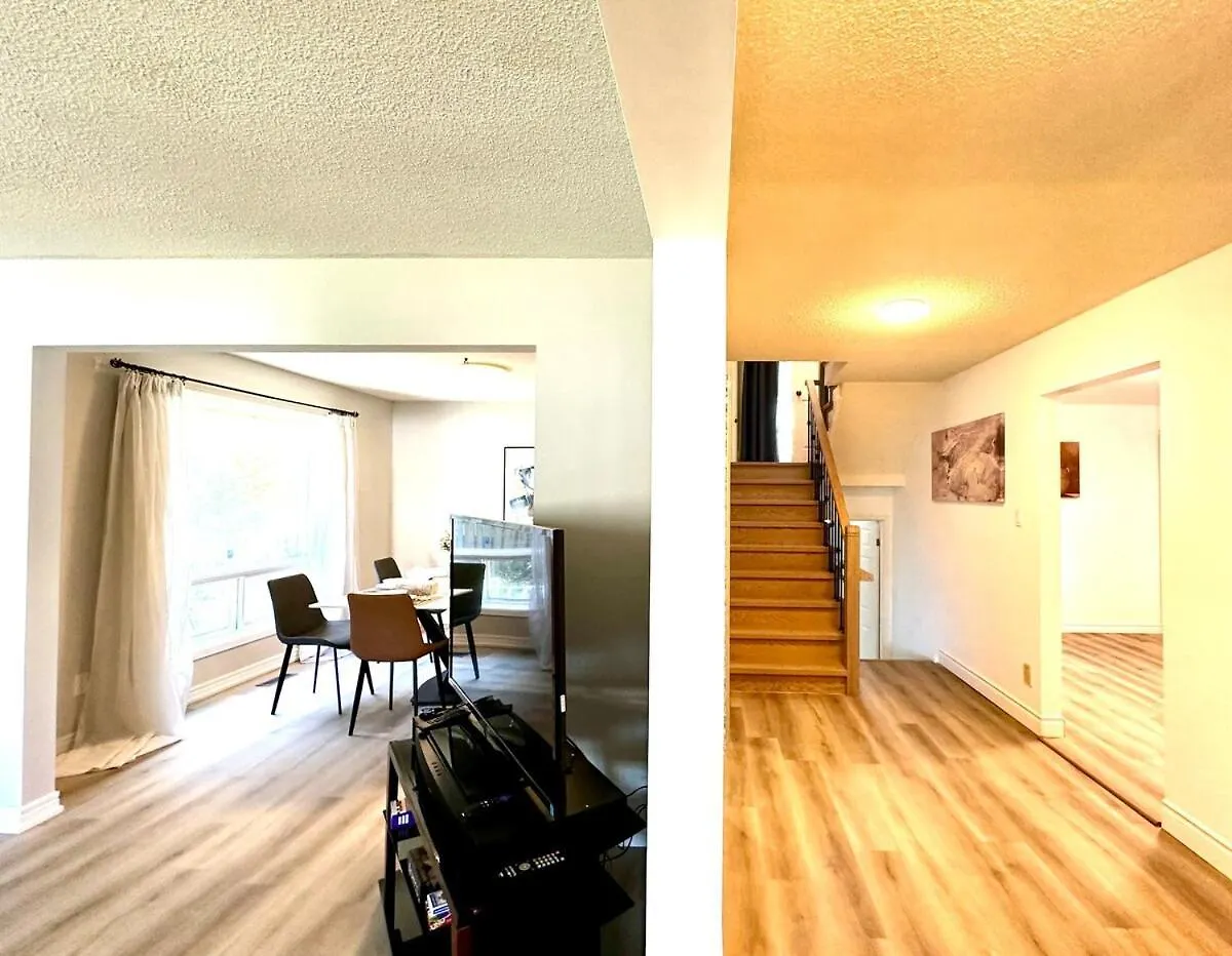 Villa Cozy And Spacious Vacation Home In Toronto Canada